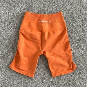 Alphalete Biker Shorts / S